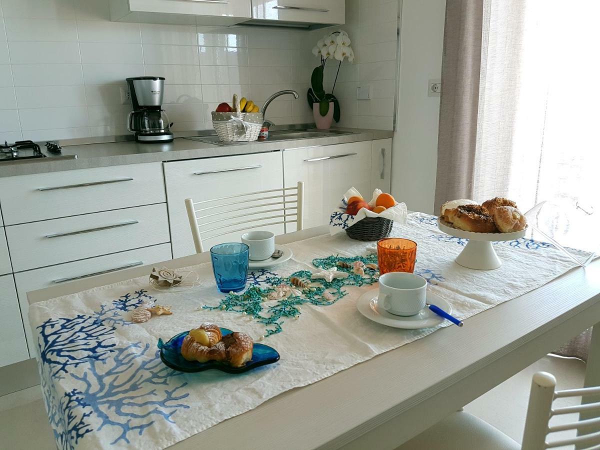 Апартаменти Mary'S Penthouse Лідо-ді-Остія Екстер'єр фото